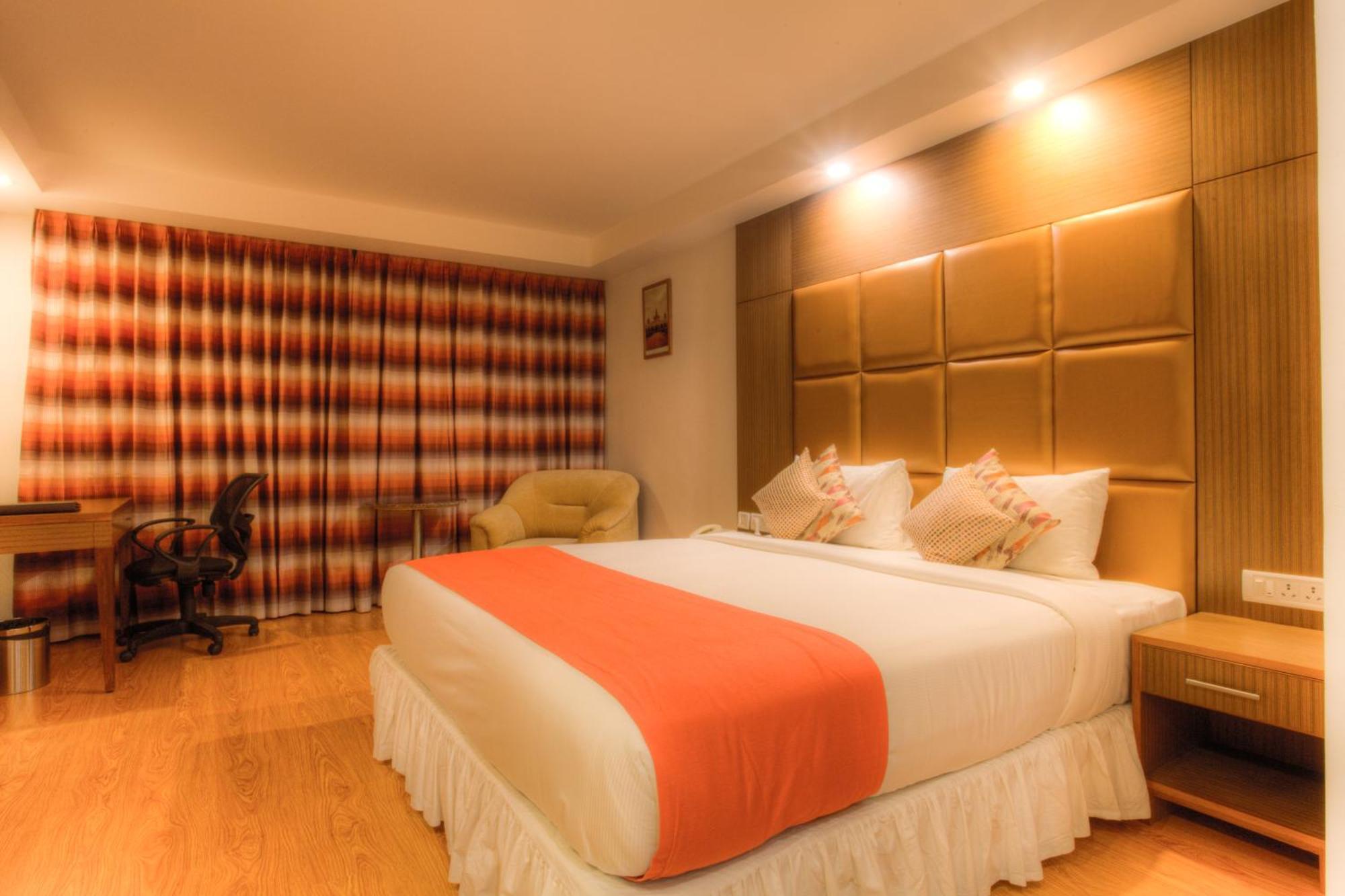 The Atrium Boutique Hotel Майсур Экстерьер фото