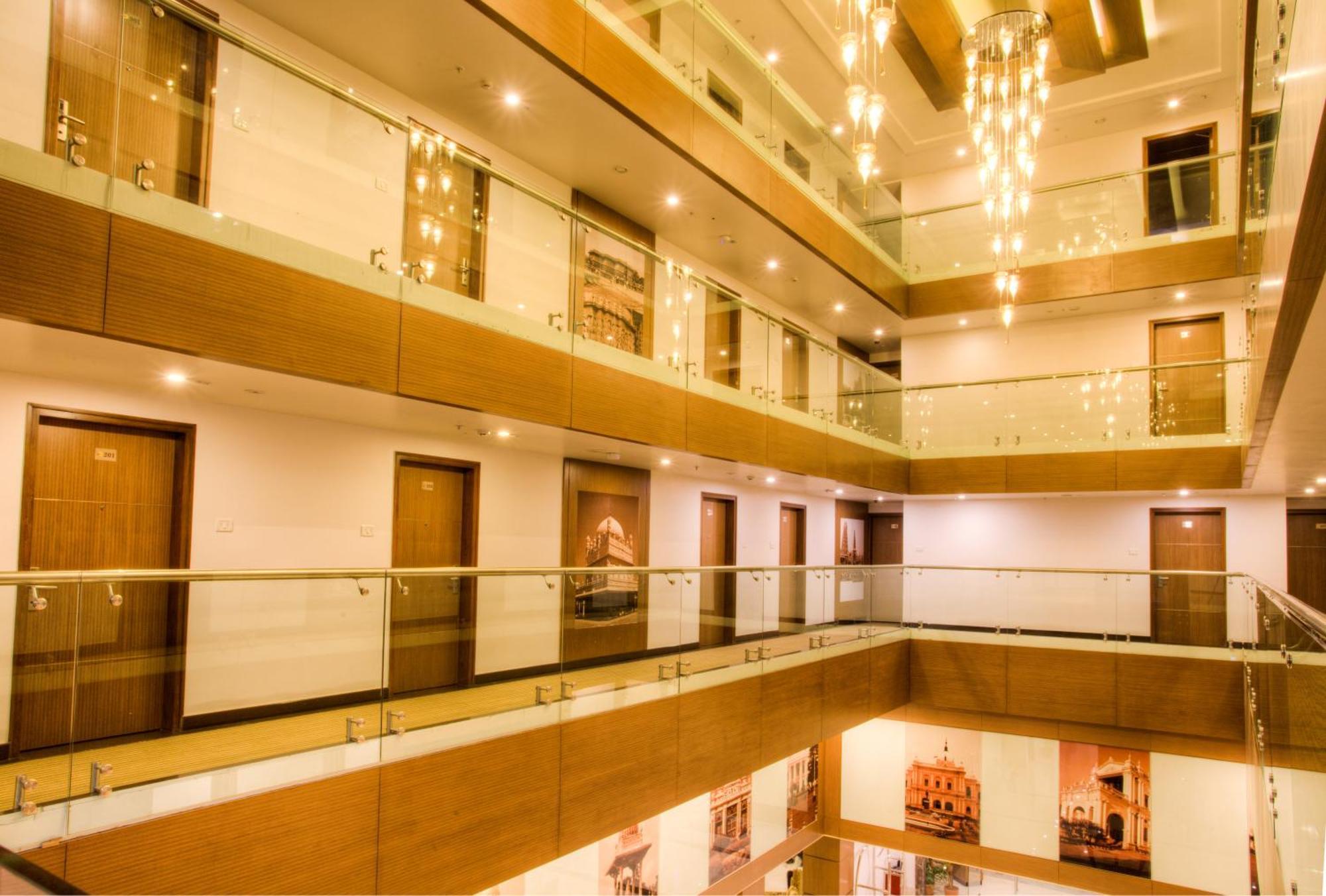 The Atrium Boutique Hotel Майсур Экстерьер фото